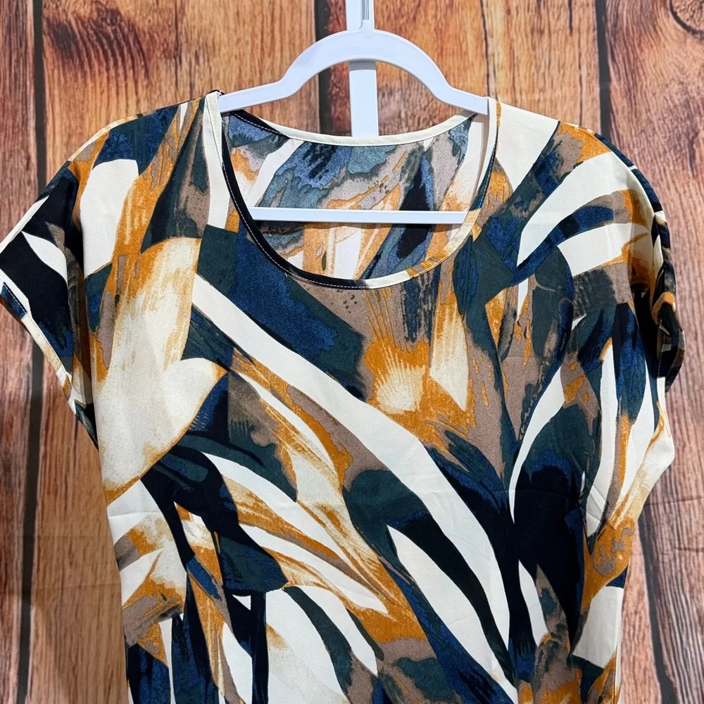 Colorful Print Blouse Size L - Picture 3 of 4